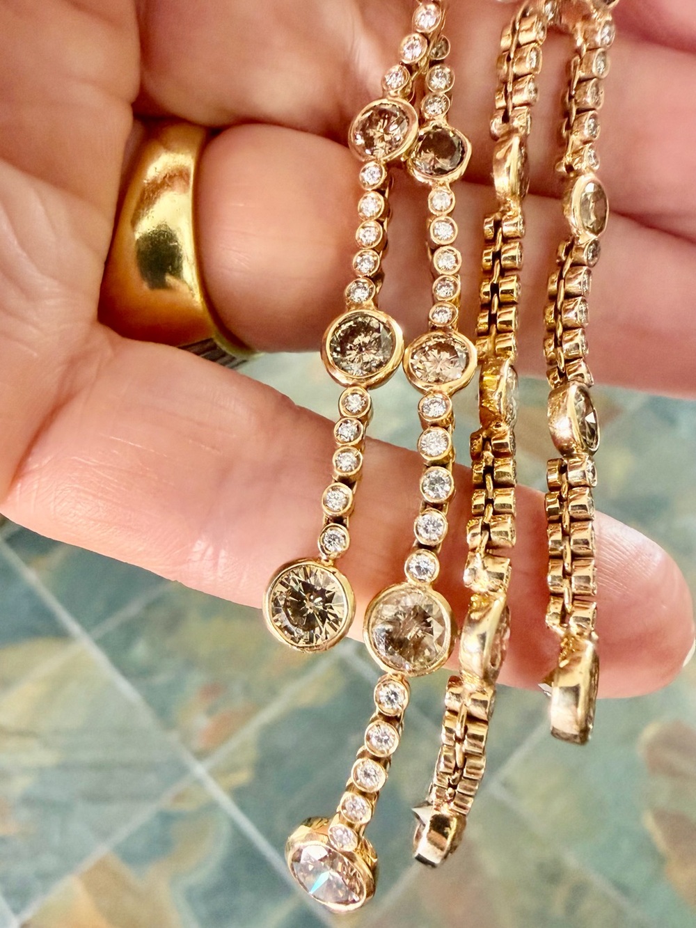 18k  gold and diamond earrings